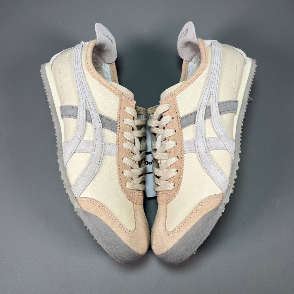 Asics shoes - Picture 5 of 8